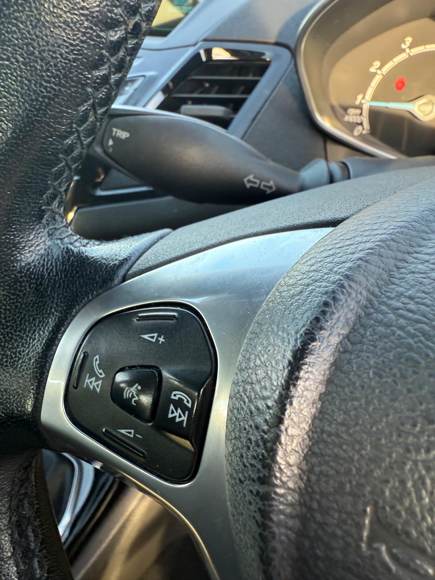 Used Ford Fiesta 2015 for sale - 76975657: Photo 28