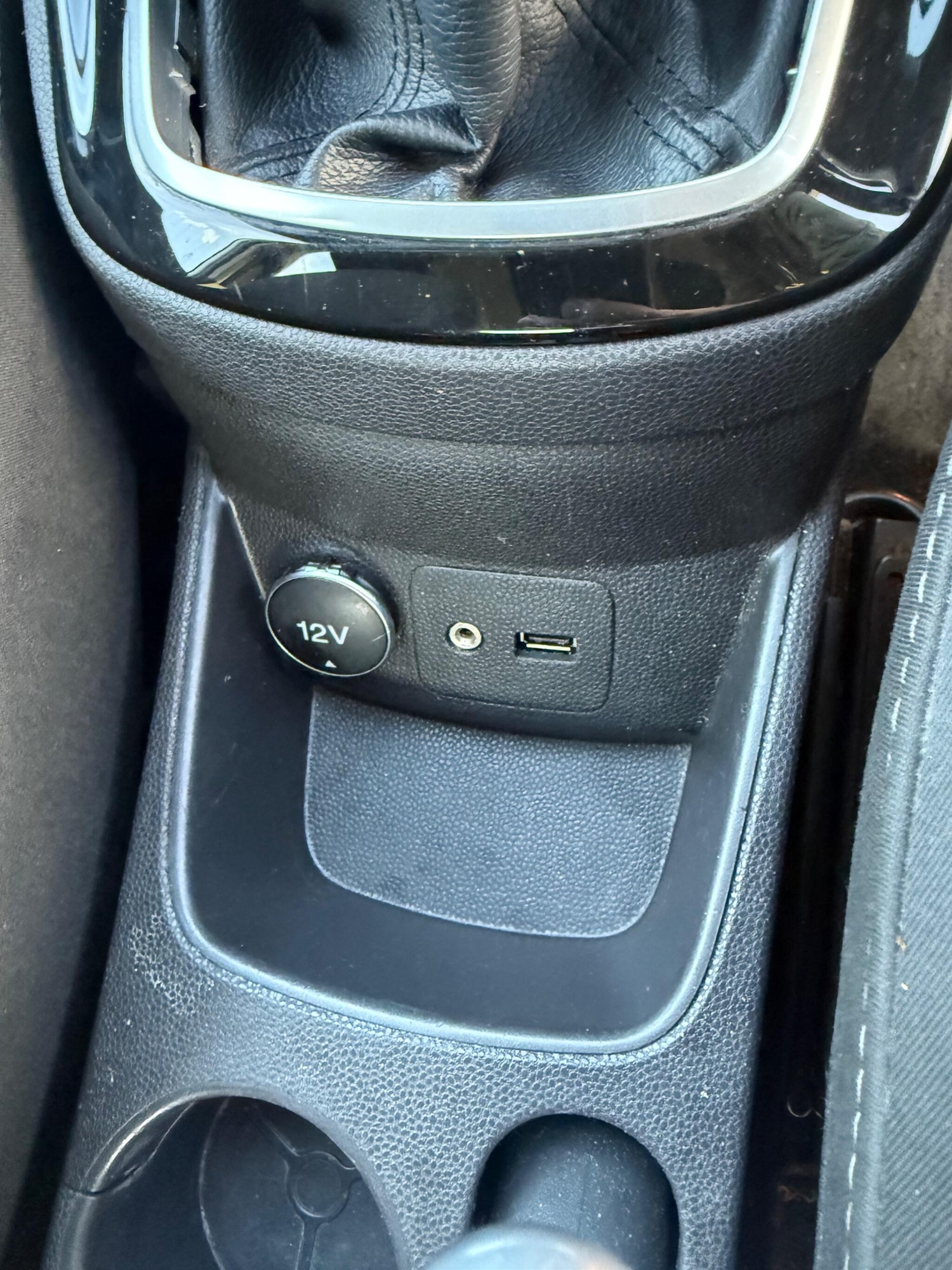 Used Ford Fiesta 2015 for sale - 76975657: Photo 29