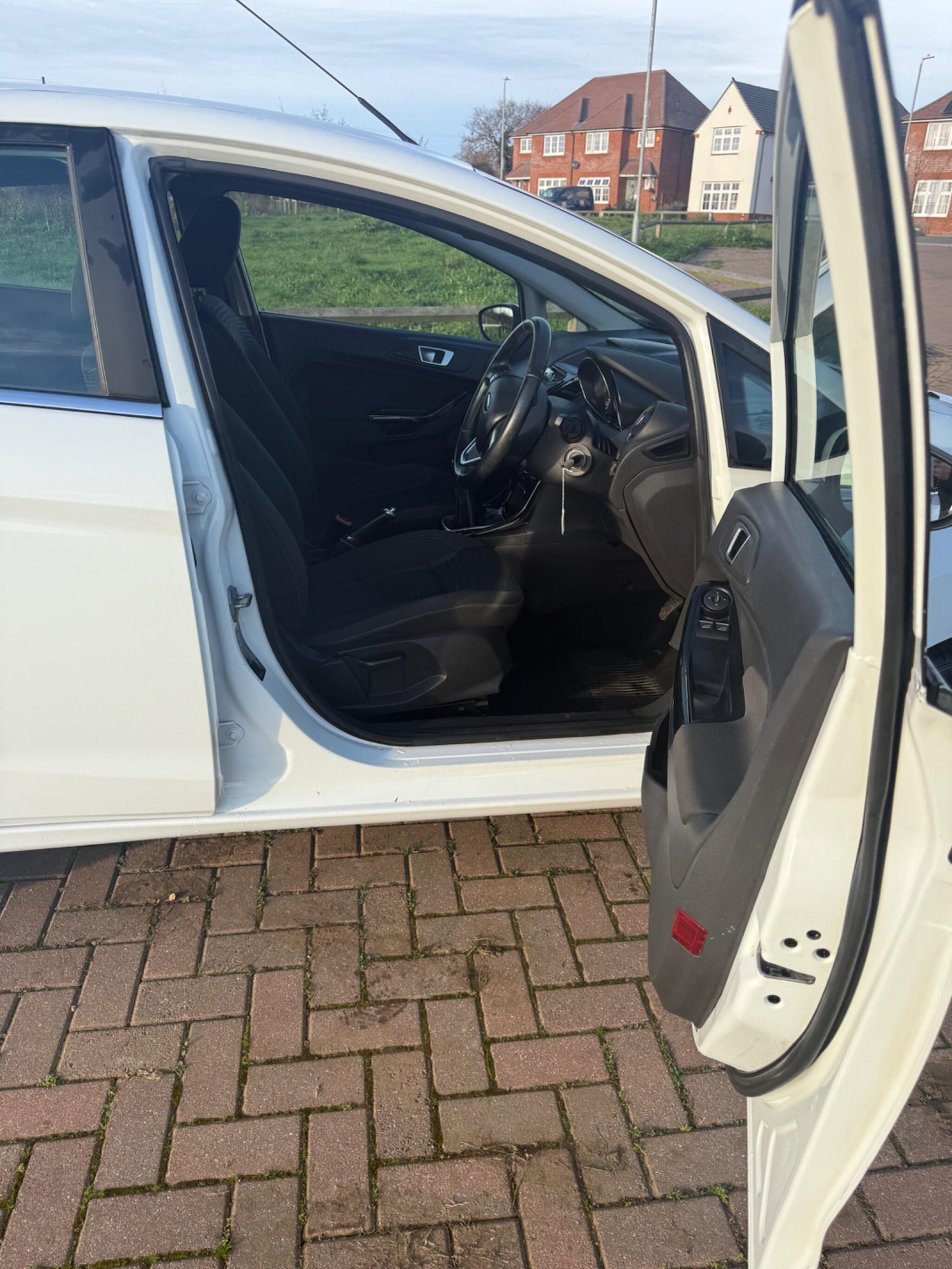 Used Ford Fiesta 2015 for sale - 76975657: Photo 30