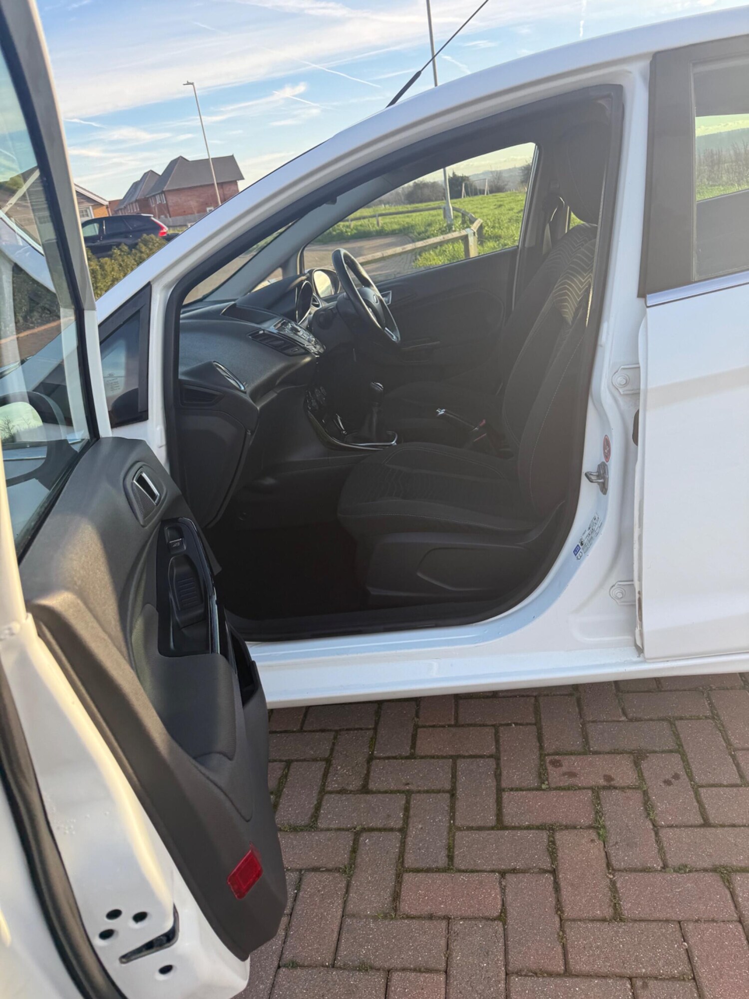 Used Ford Fiesta 2015 for sale - 76975657: Photo 48