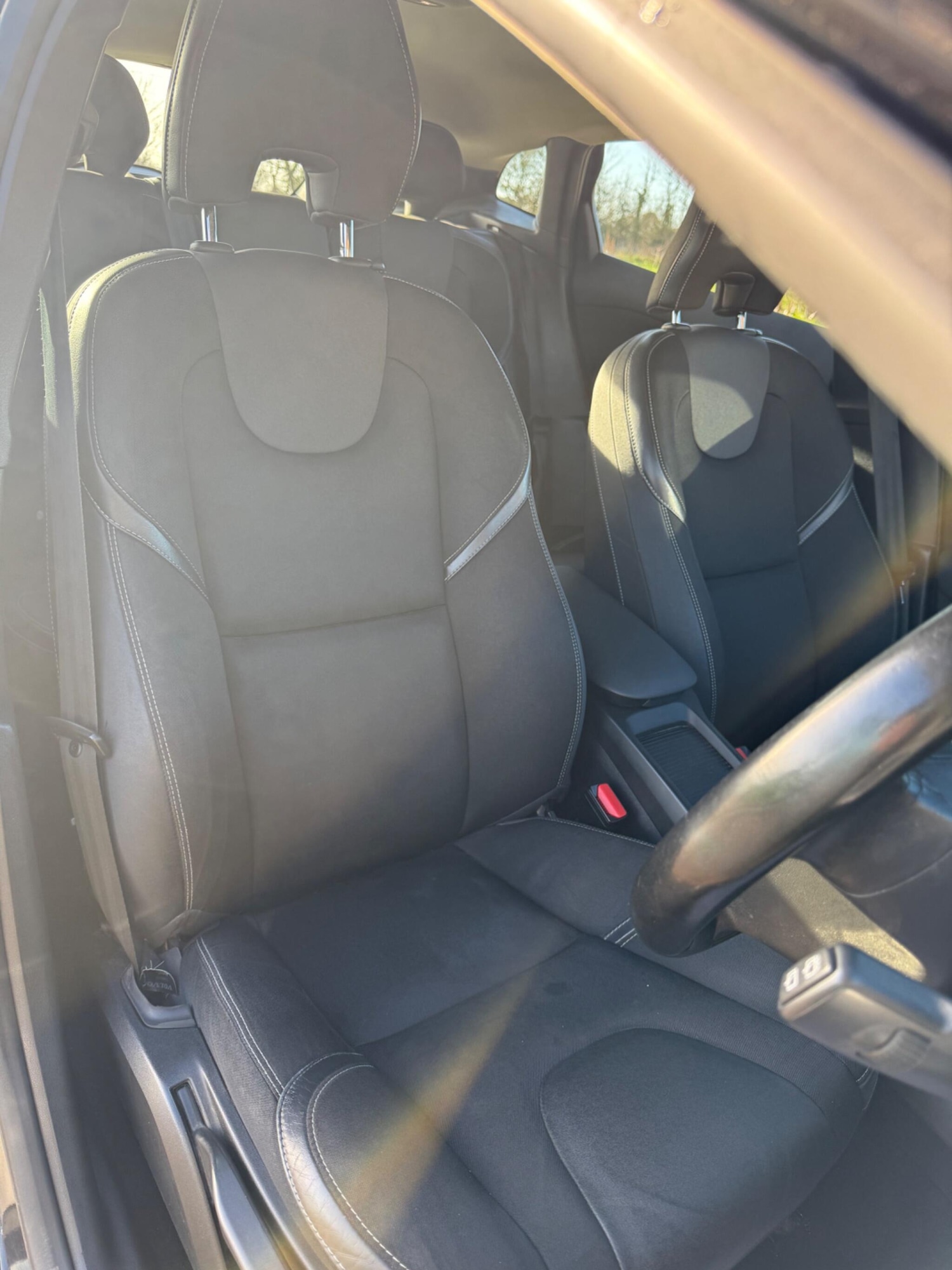 Used Volvo V40 2019 for sale - 76990798: Photo 20