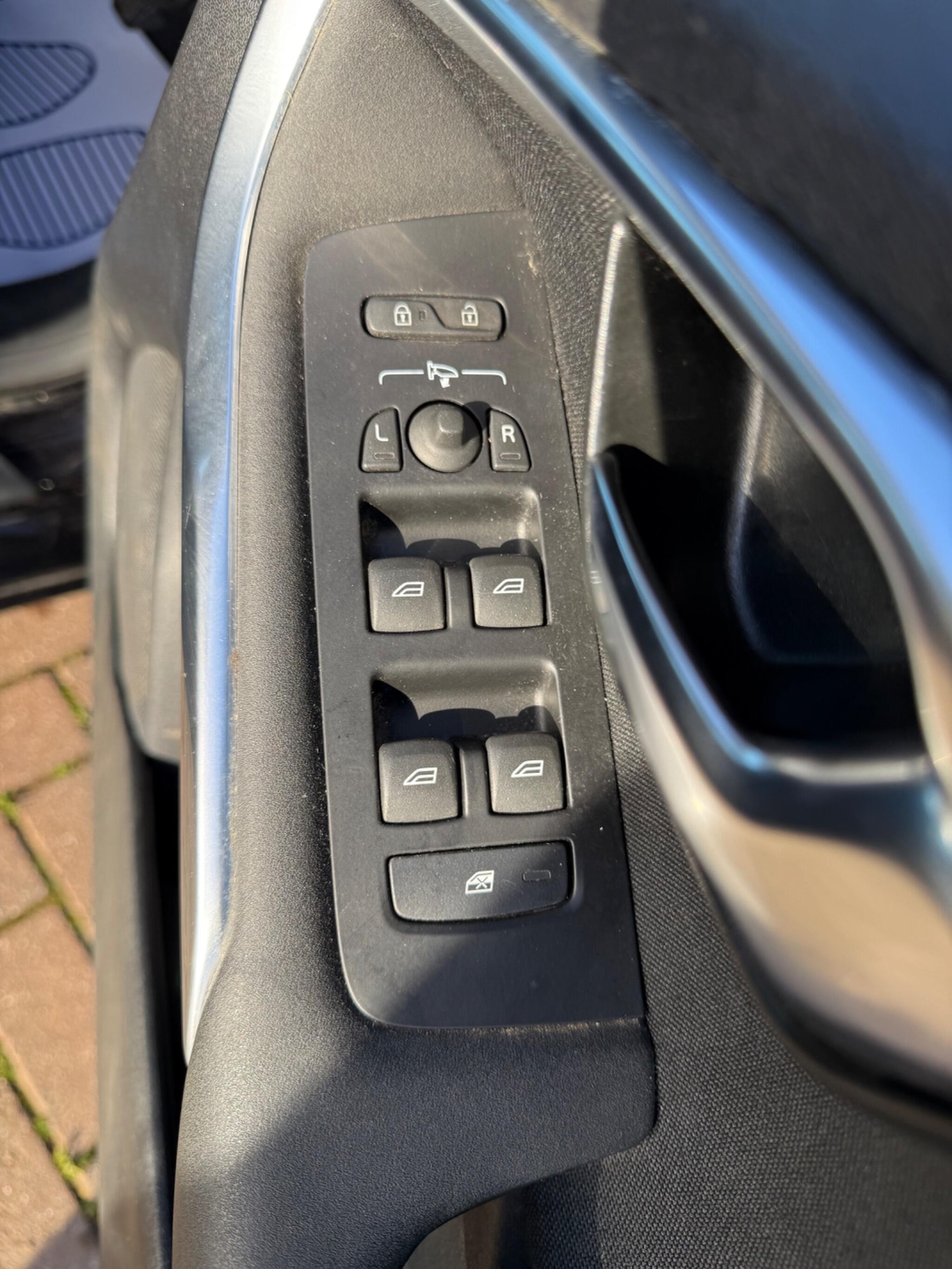 Used Volvo V40 2019 for sale - 76990798: Photo 25