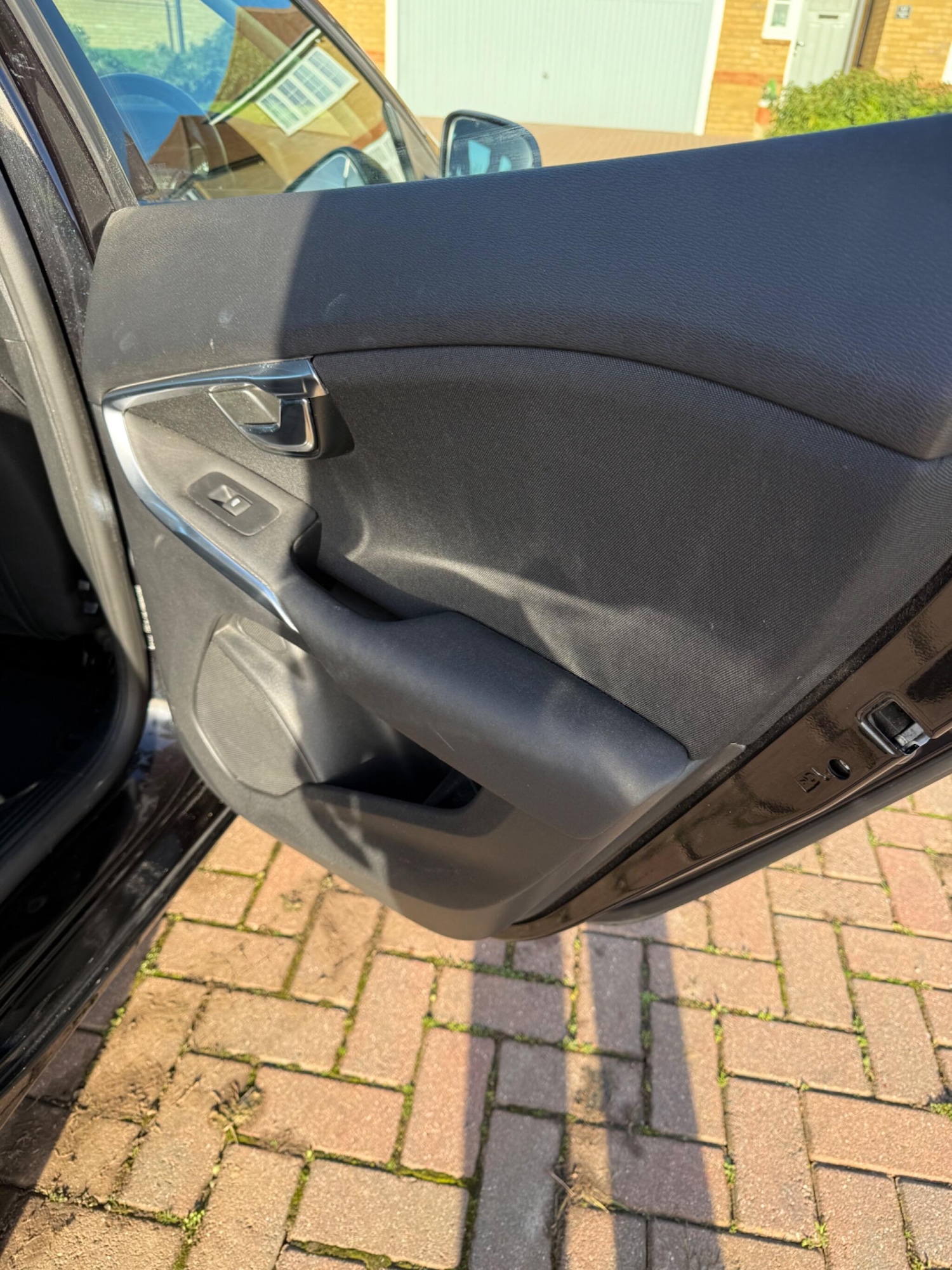 Used Volvo V40 2019 for sale - 76990798: Photo 30