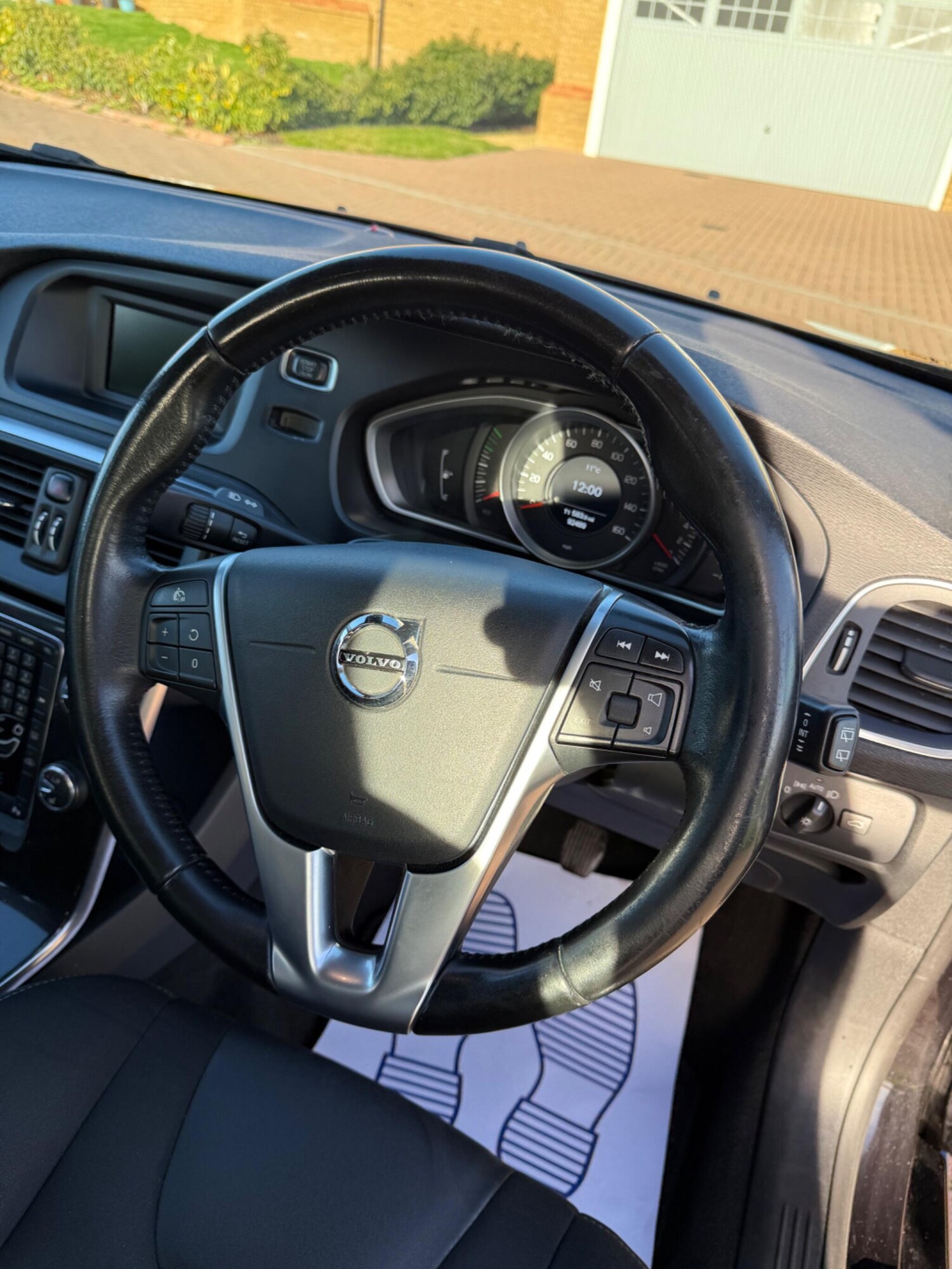 Used Volvo V40 2019 for sale - 76990798: Photo 44