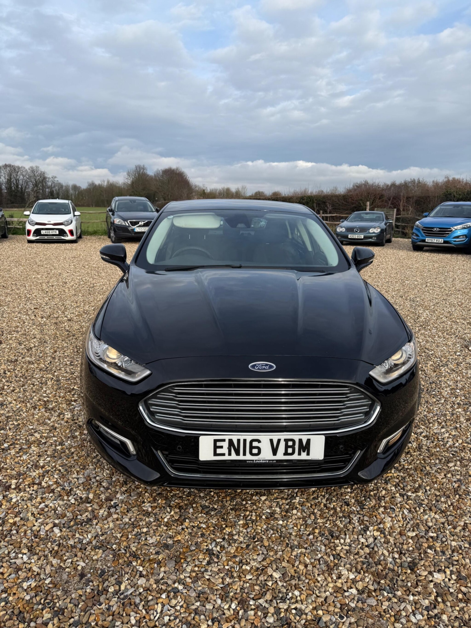 Used Ford Mondeo 2016 for sale - 76965430: Photo 2