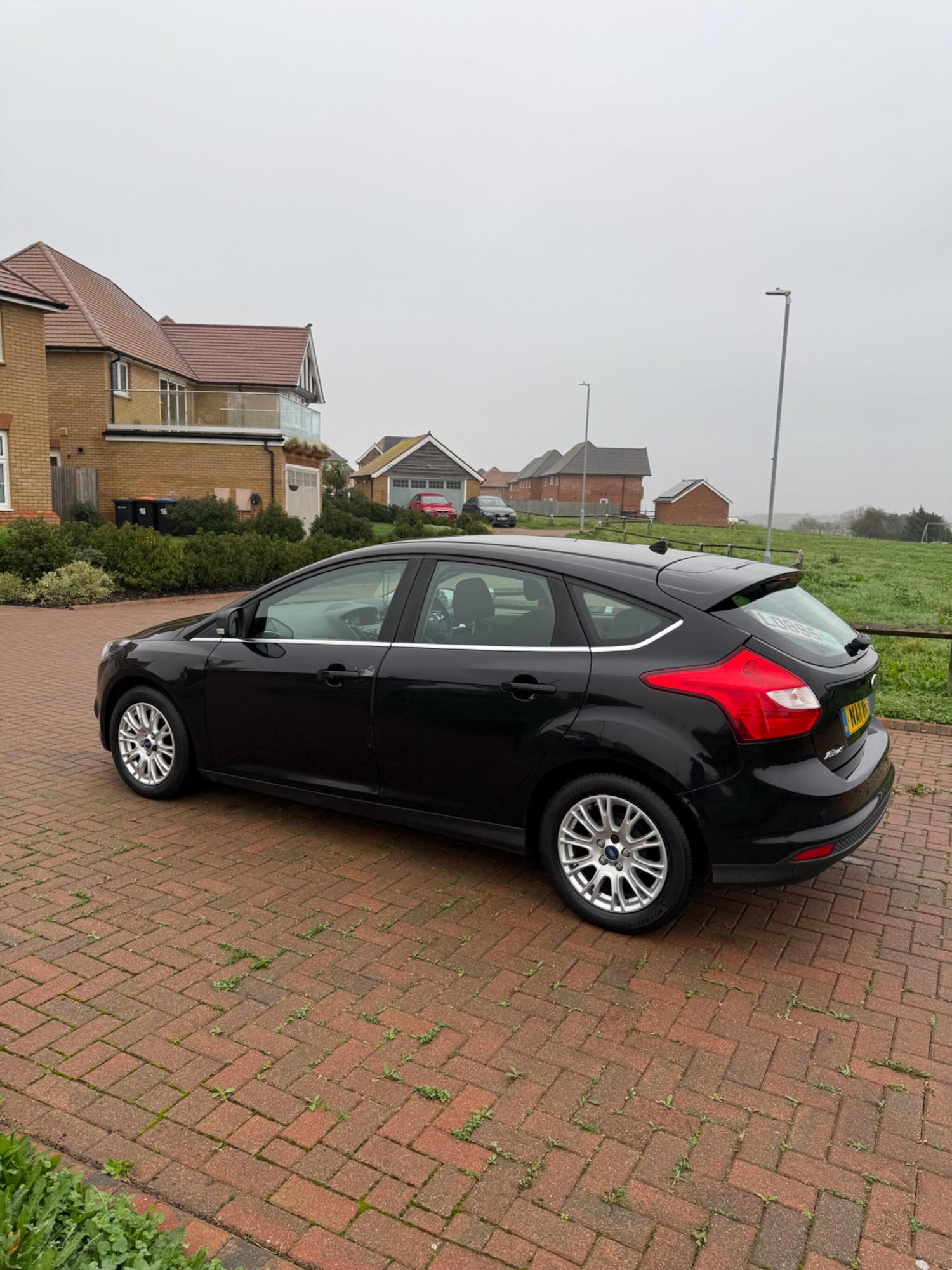 Used Ford Focus 2011 for sale - 76592401: Photo 11