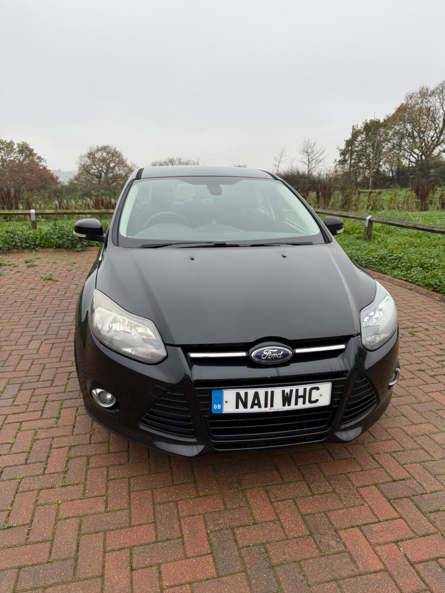 Used Ford Focus 2011 for sale - 76592401: Photo 2