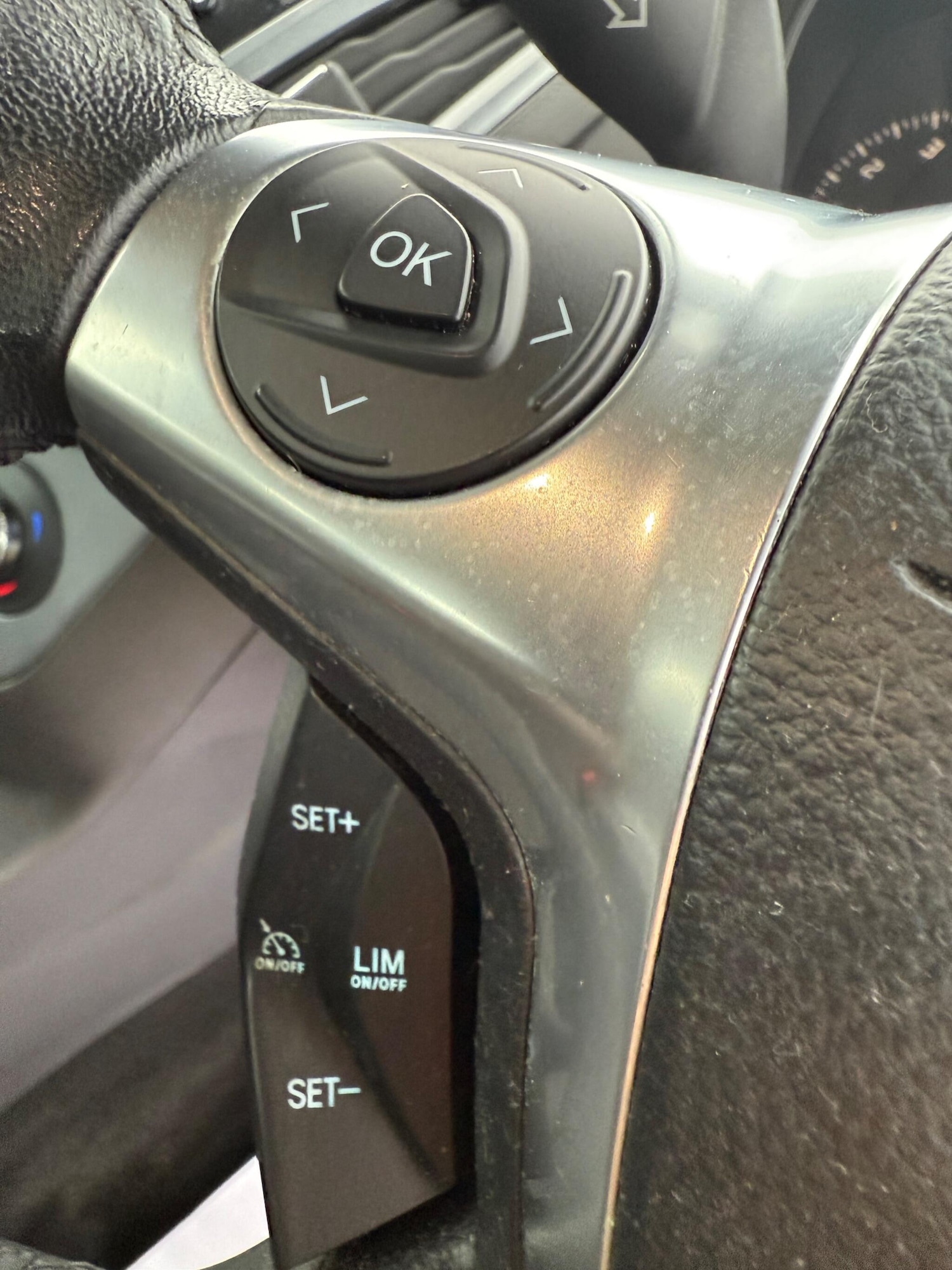 Used Ford Focus 2011 for sale - 76592401: Photo 27