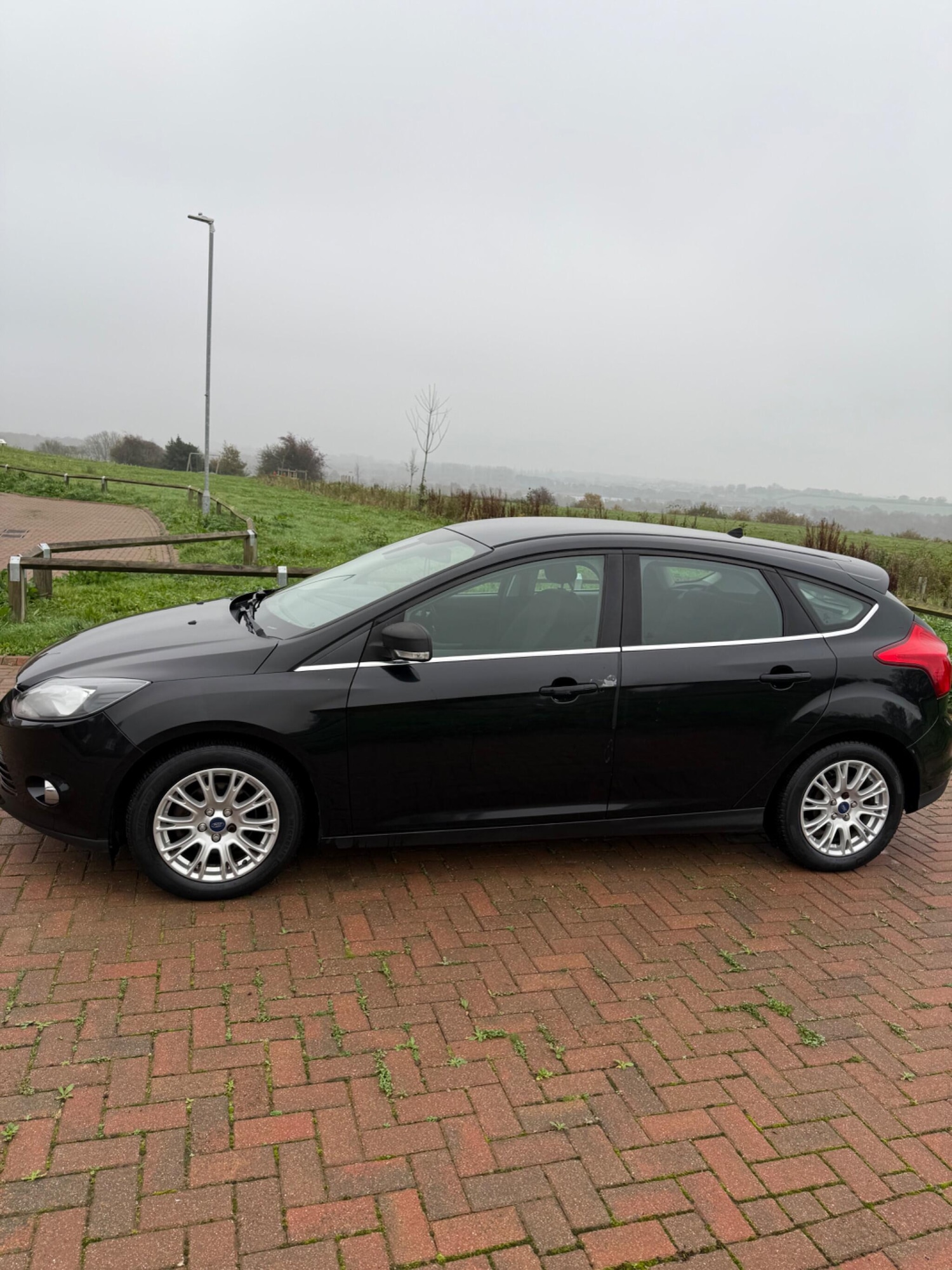 Used Ford Focus 2011 for sale - 76592401: Photo 9