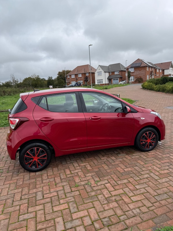 Used Hyundai i10 2017 for sale - 76295776: Photo 14