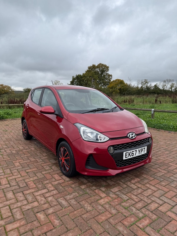 Used Hyundai i10 2017 for sale - 76295776: Photo 17