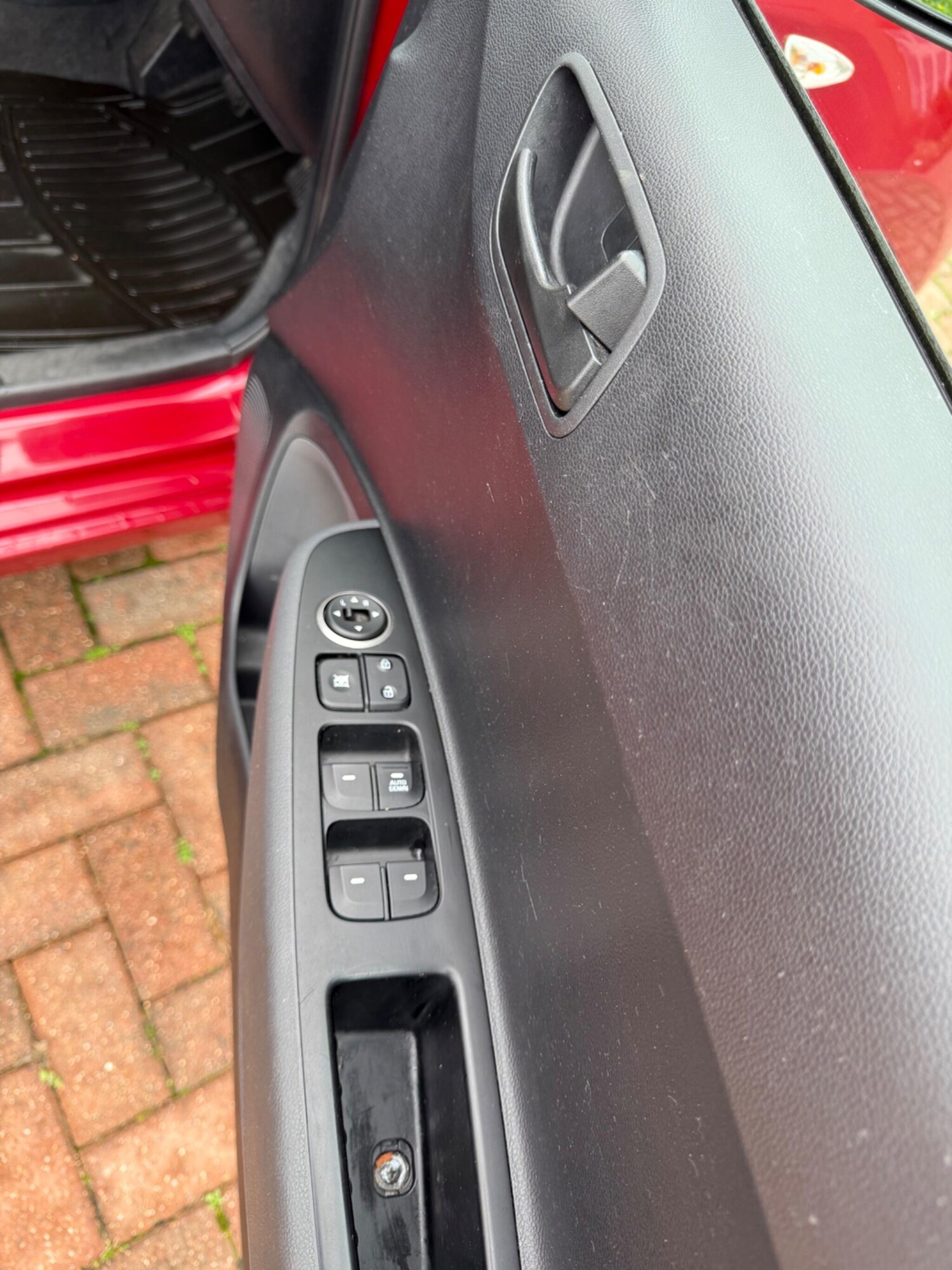 Used Hyundai i10 2017 for sale - 76295776: Photo 26