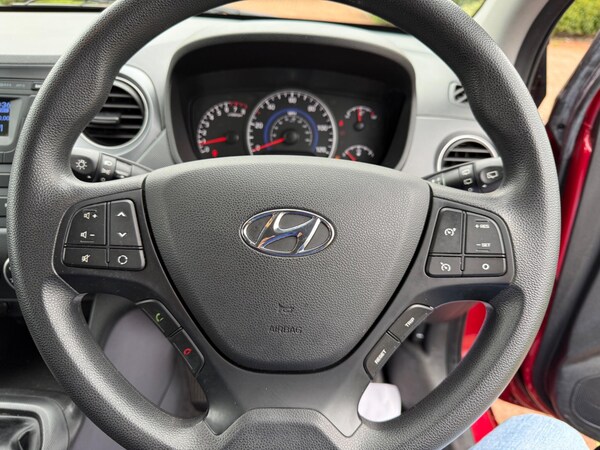 Used Hyundai i10 2017 for sale - 76295776: Photo 32