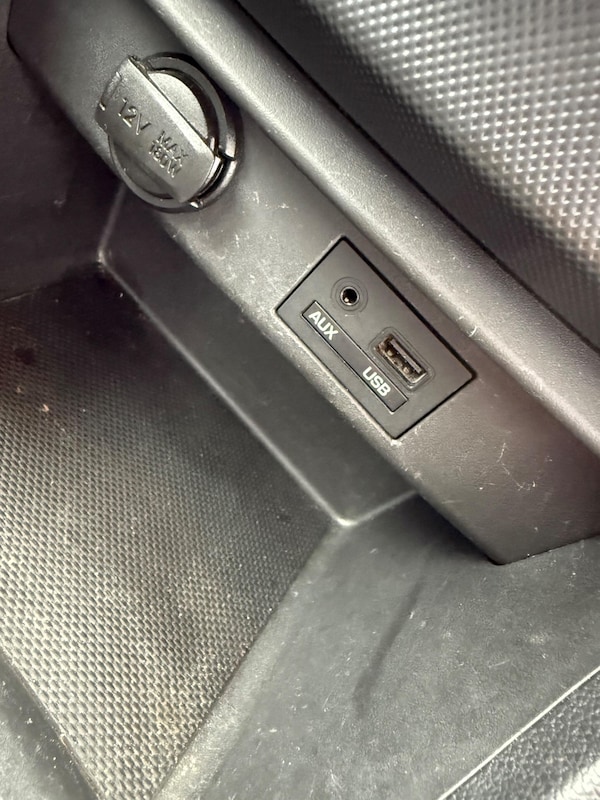 Used Hyundai i10 2017 for sale - 76295776: Photo 38