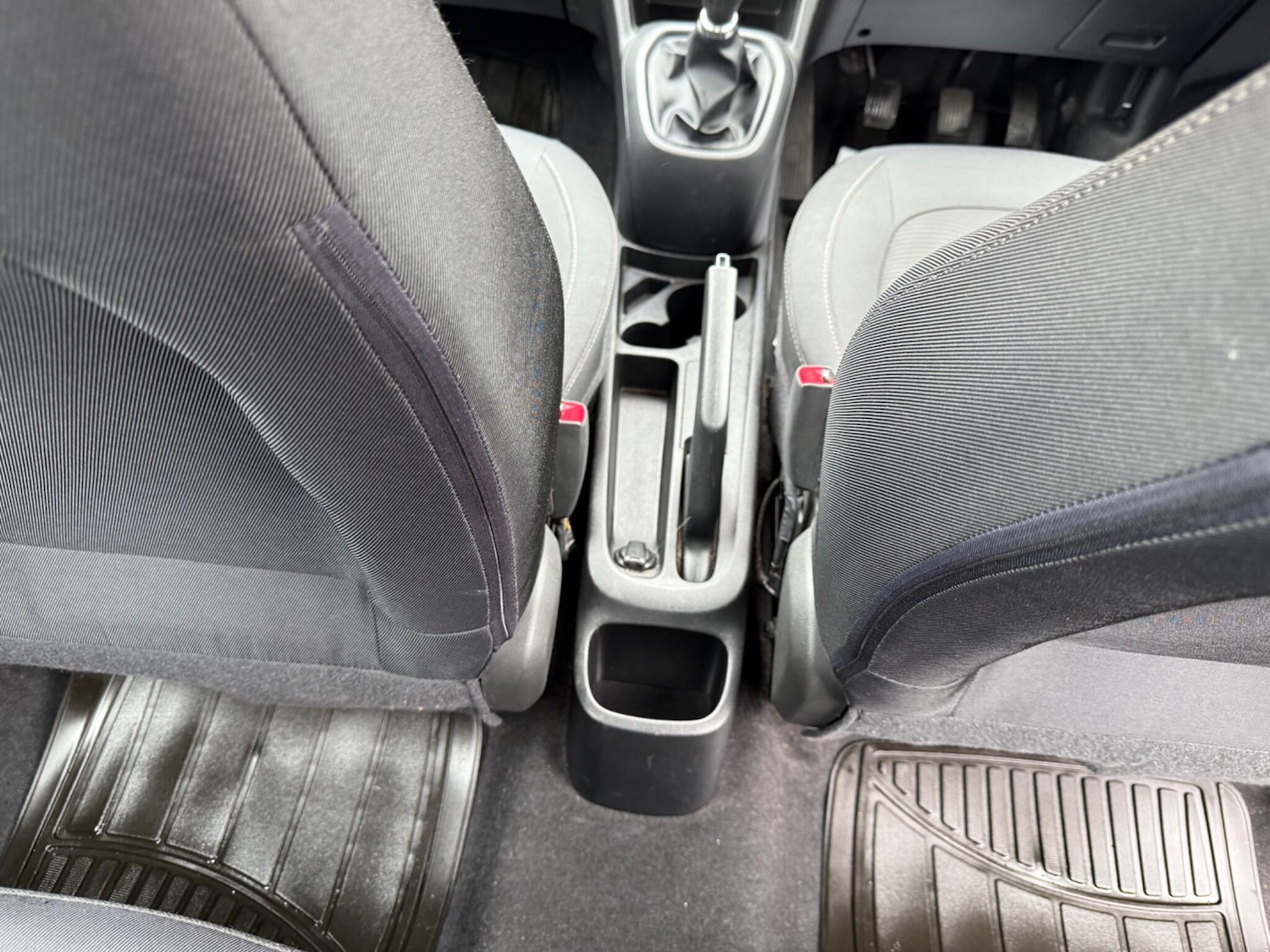 Used Hyundai i10 2017 for sale - 76295776: Photo 41