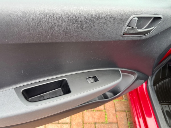 Used Hyundai i10 2017 for sale - 76295776: Photo 52