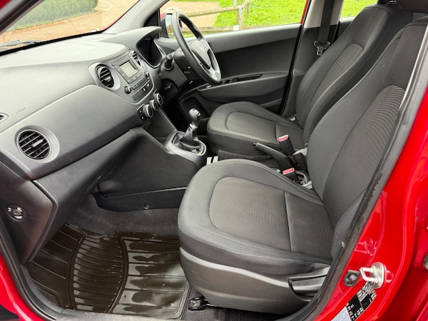 Used Hyundai i10 2017 for sale - 76295776: Photo 55