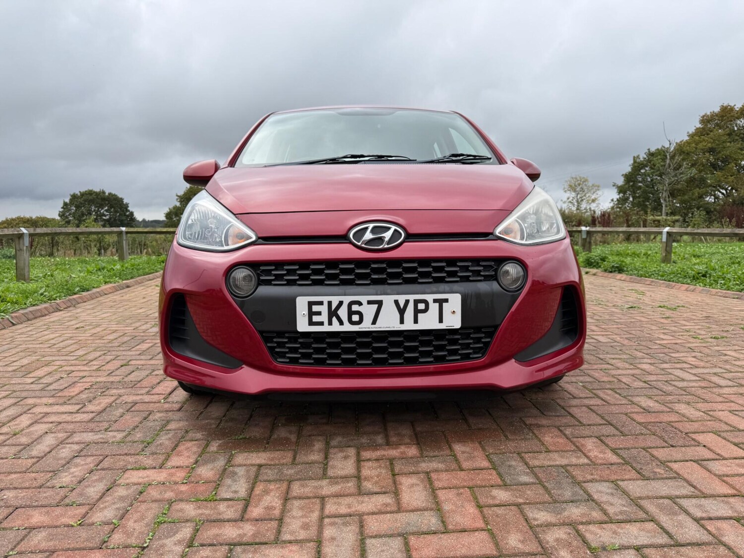 Used Hyundai i10 2017 for sale - 76295776: Photo 57