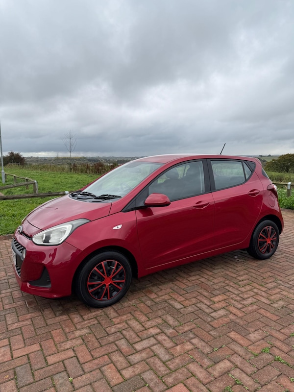 Used Hyundai i10 2017 for sale - 76295776: Photo 6