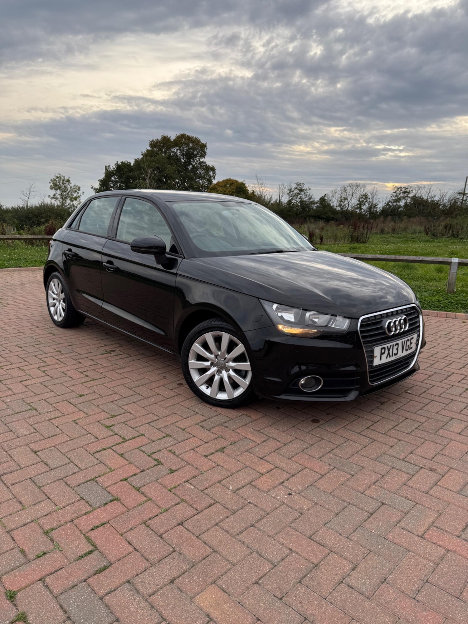 Used Audi A1 2013 for sale - 76152524: Photo 1