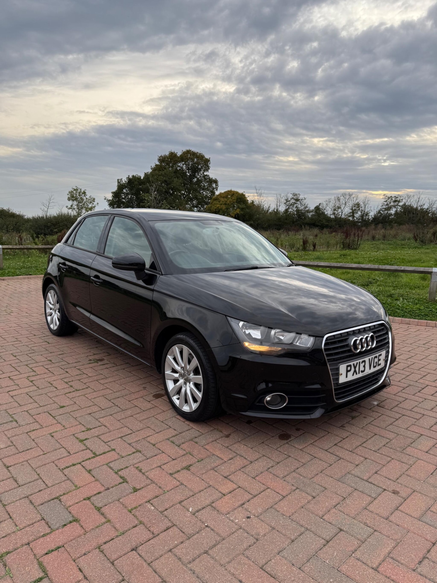 Used Audi A1 2013 for sale - 76152524: Photo 16