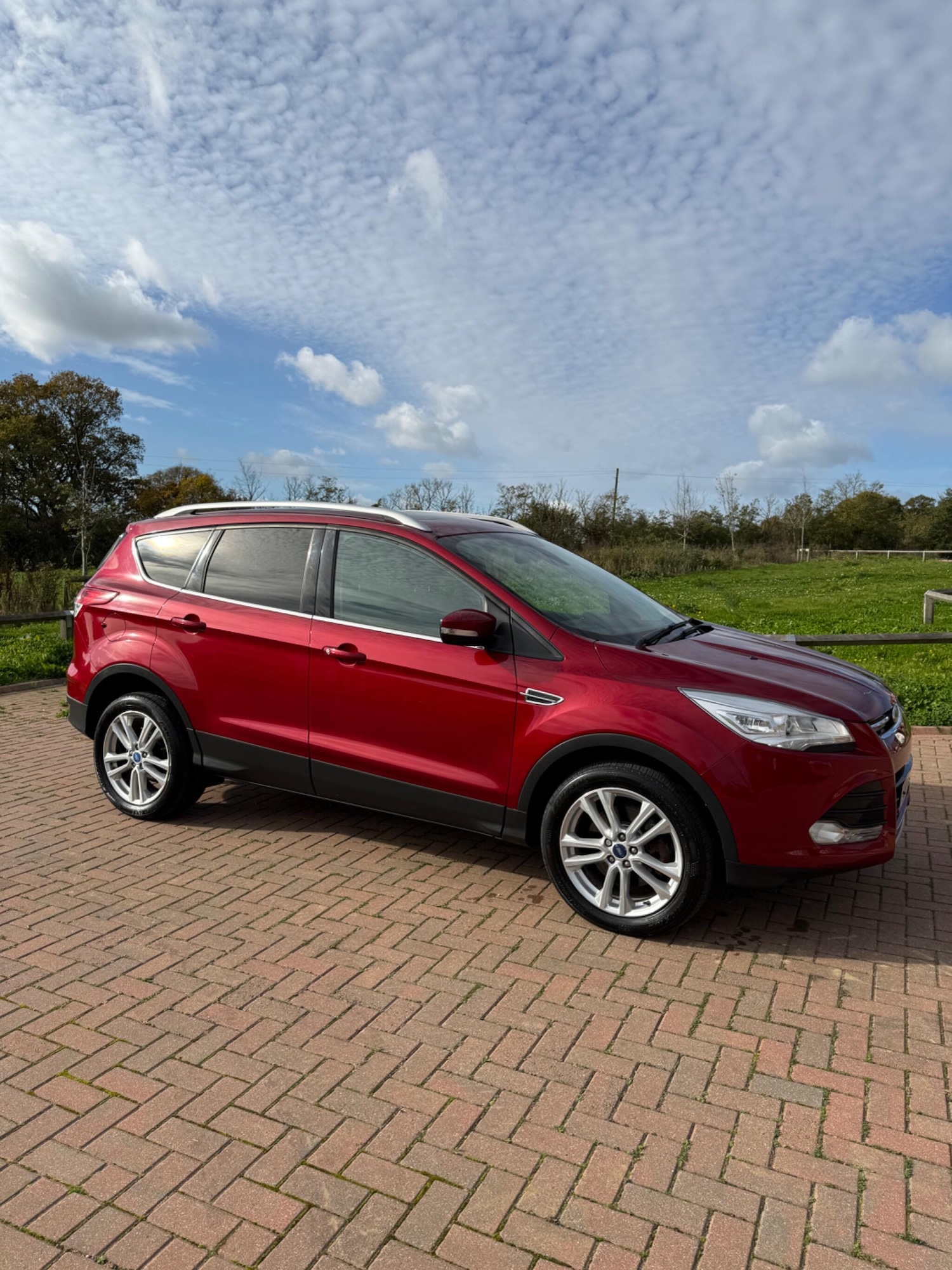 Used Ford Kuga 2015 for sale - 76398904: Photo 13