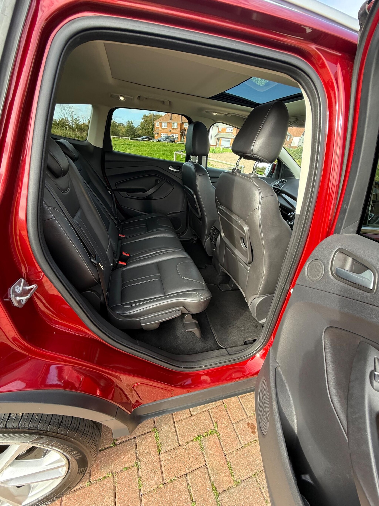 Used Ford Kuga 2015 for sale - 76398904: Photo 20