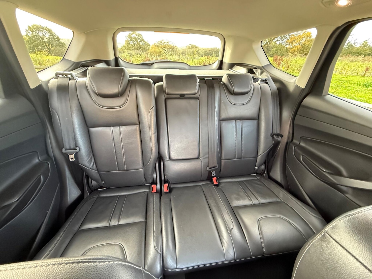 Used Ford Kuga 2015 for sale - 76398904: Photo 21