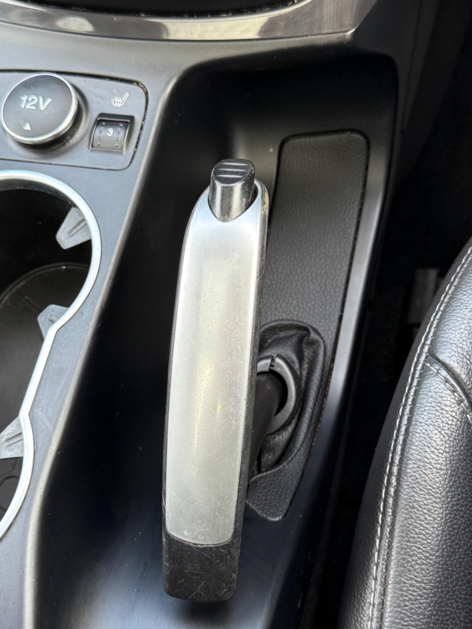 Used Ford Kuga 2015 for sale - 76398904: Photo 31