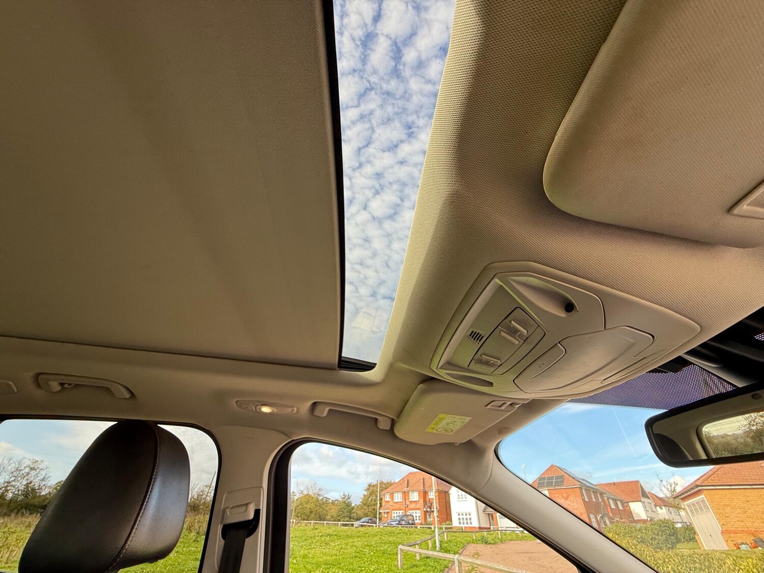 Used Ford Kuga 2015 for sale - 76398904: Photo 33