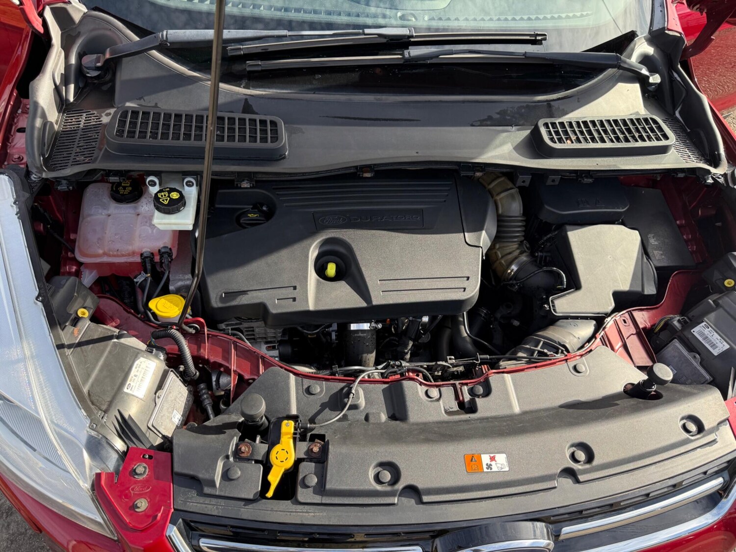 Used Ford Kuga 2015 for sale - 76398904: Photo 38