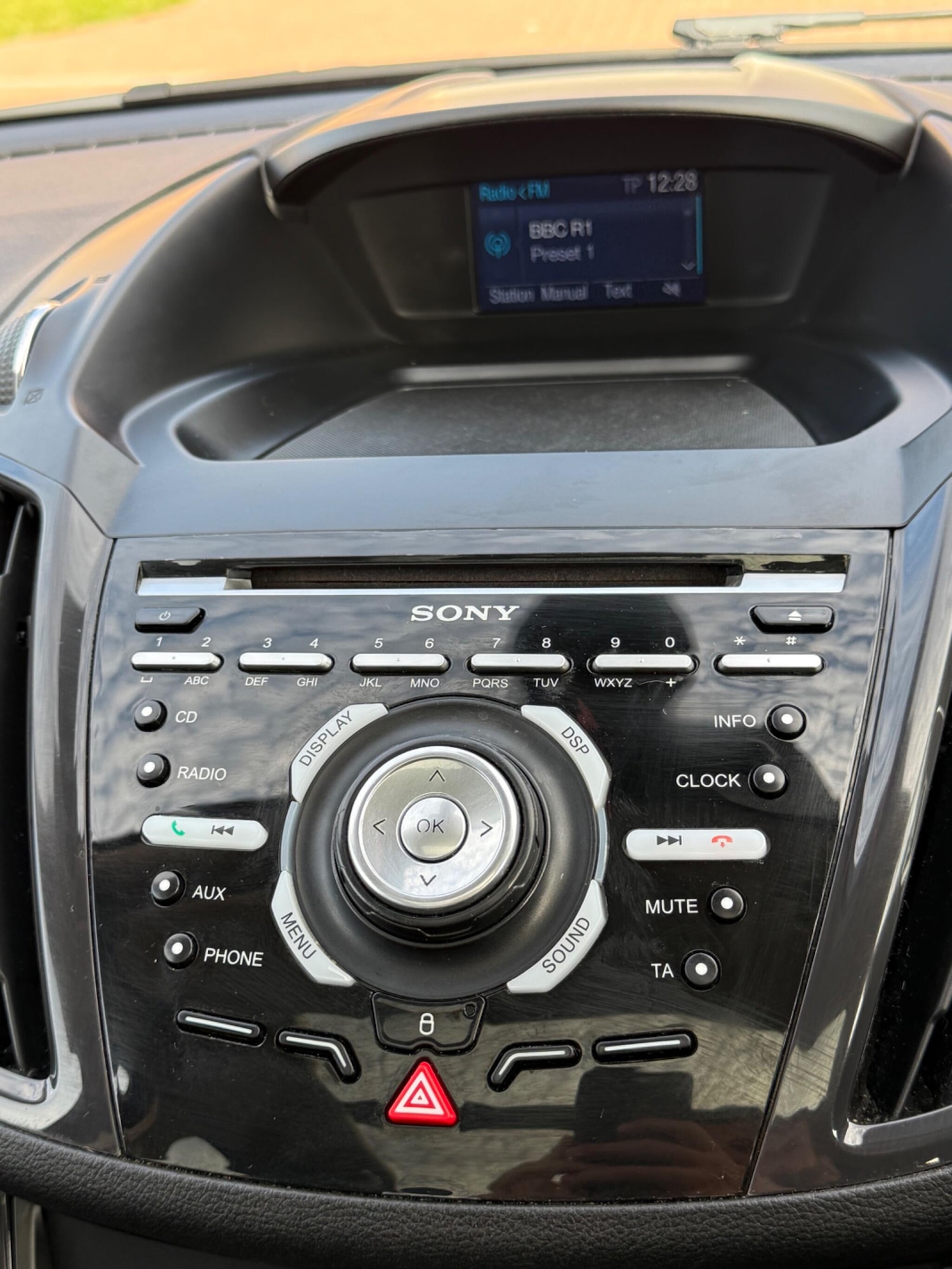 Used Ford Kuga 2015 for sale - 76398904: Photo 43