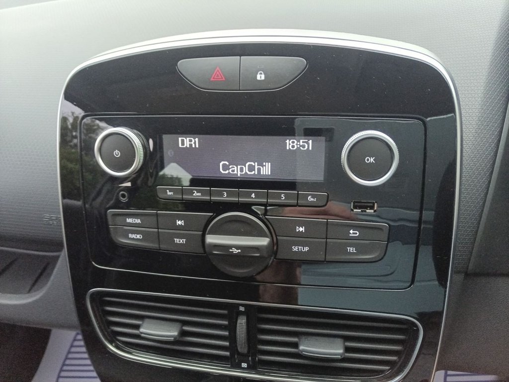 Used Renault Clio 2025 for sale - 76586654: Photo 18