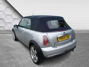 Used MINI Convertible 2004 for sale - 74806725: Photo