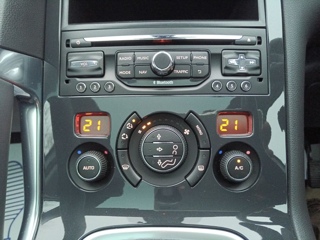 Used Peugeot 3008 2015 for sale - 77799815: Photo 26