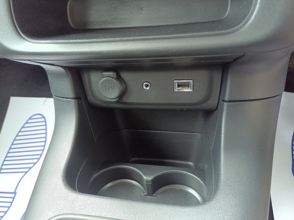 Used Citroen C3 2018 for sale - 76273930: Photo 27