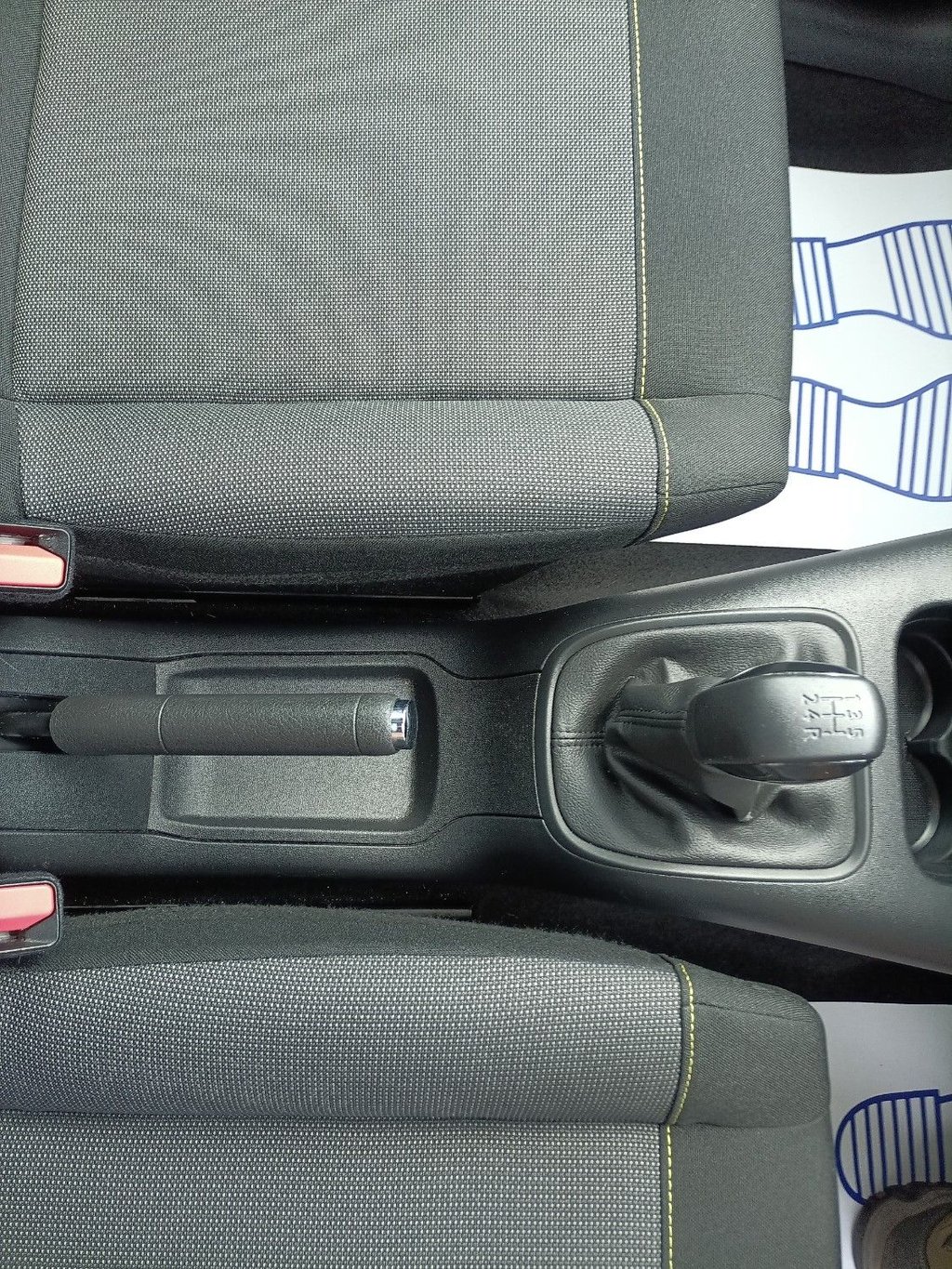 Used Citroen C3 2018 for sale - 76273930: Photo 32