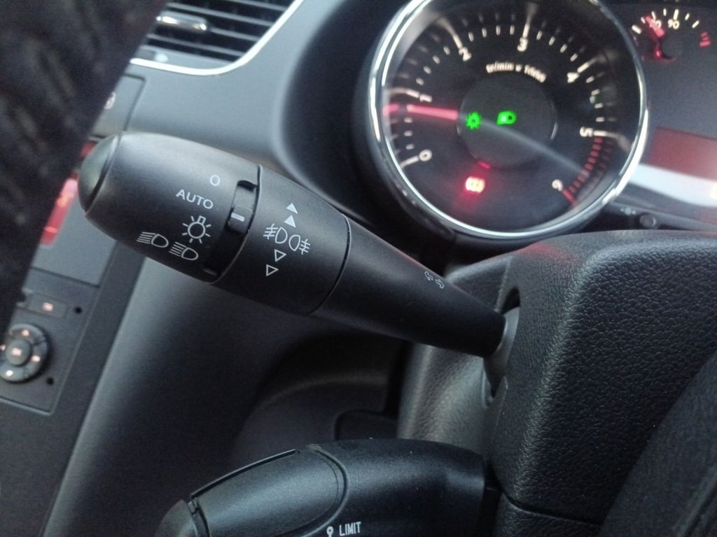 Used Peugeot 3008 2015 for sale - 76474643: Photo 31