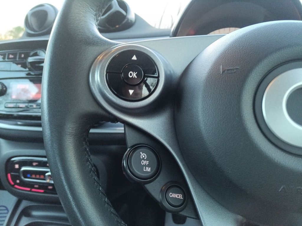 Used smart fortwo 2018 for sale - 76273934: Photo 19