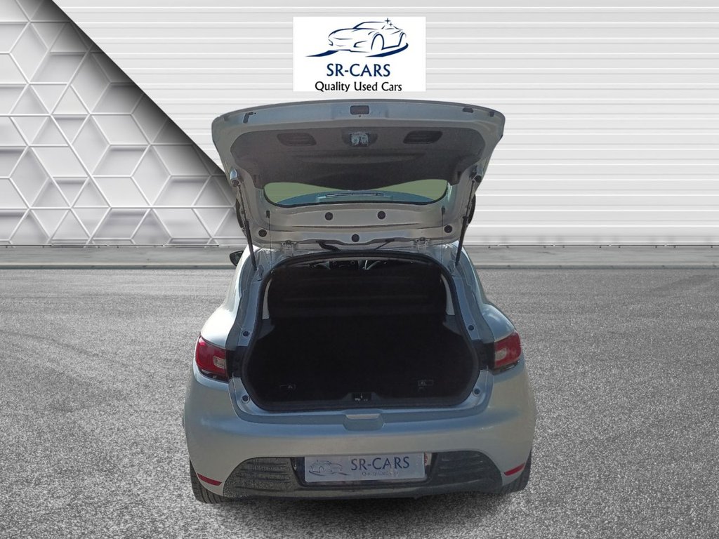 Used Renault Clio 2025 for sale - 76559438: Photo 10