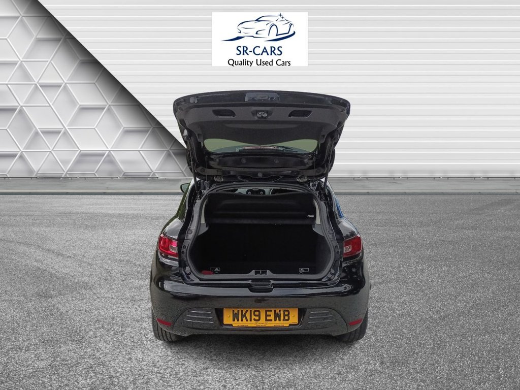 Used Renault Clio 2019 for sale - 76617892: Photo 11