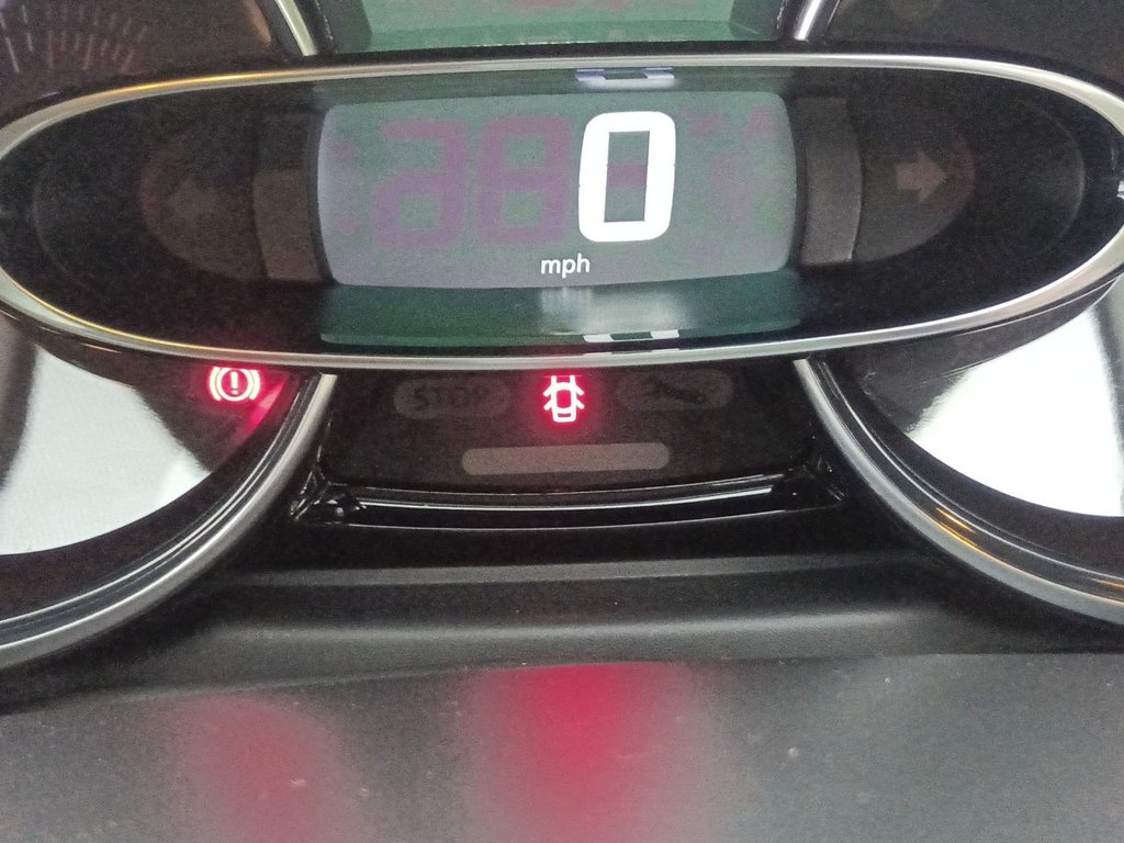 Used Renault Clio 2025 for sale - 76203397: Photo 10