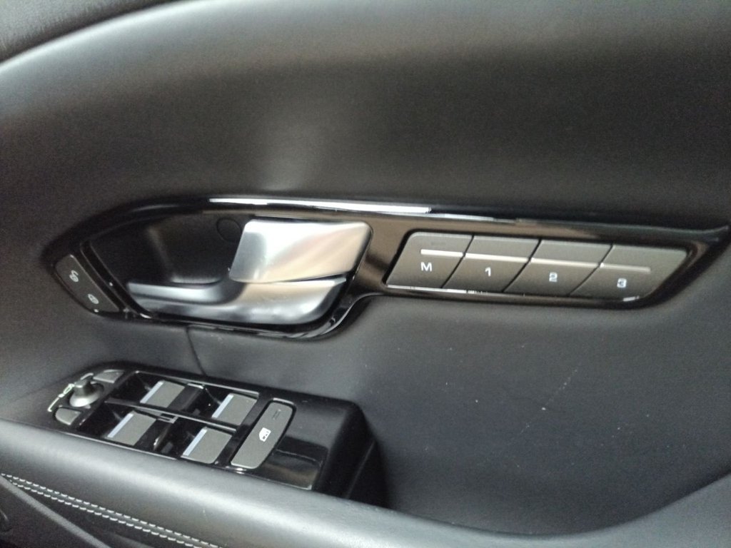 Used Land Rover Range Rover Evoque 2017 for sale - 76535909: Photo 18