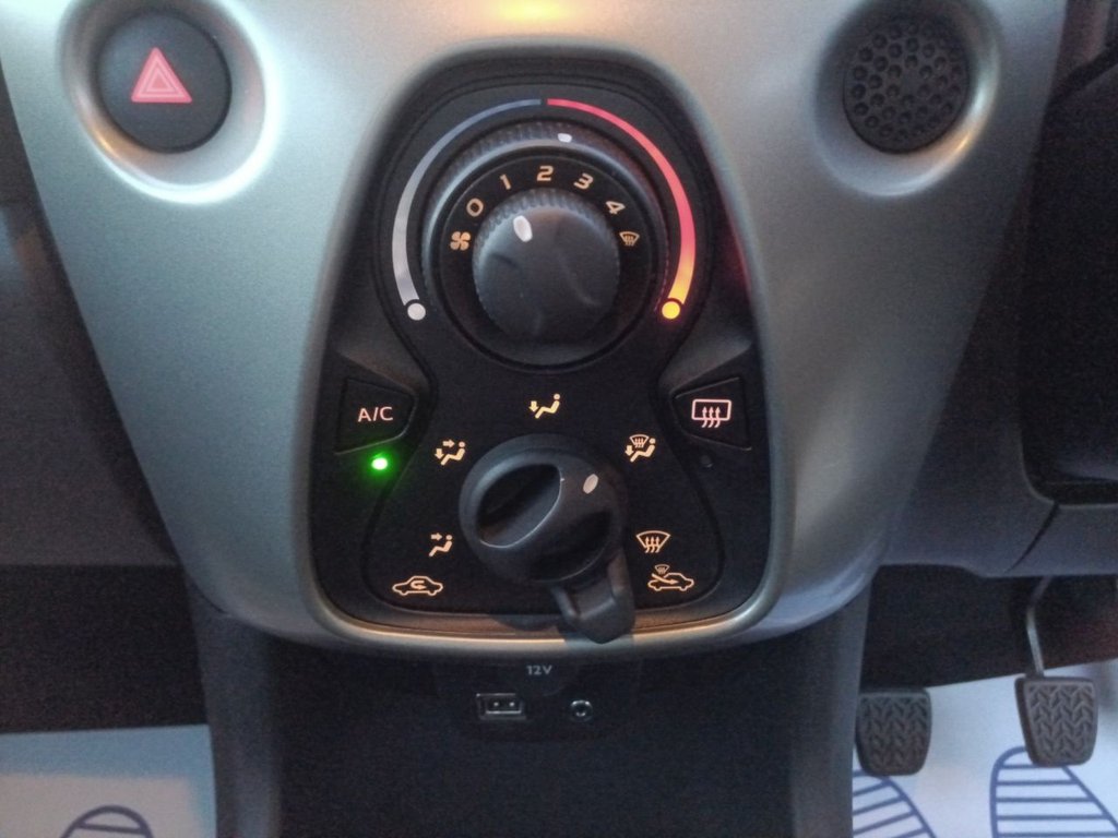 Used Peugeot 108 2016 for sale - 77551626: Photo 21