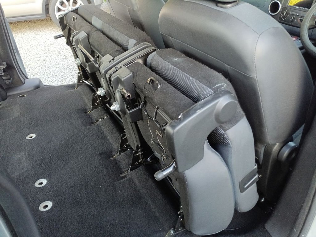 Used Peugeot Partner Tepee 2011 for sale - 76586649: Photo 23