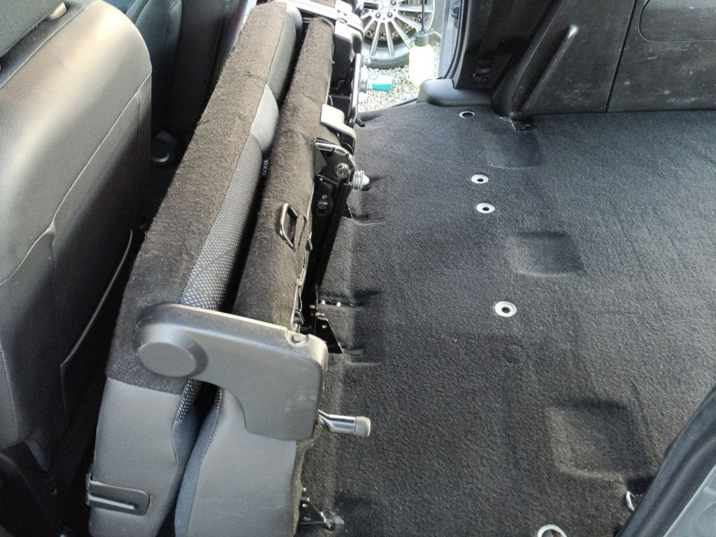 Used Peugeot Partner Tepee 2011 for sale - 76586649: Photo 24