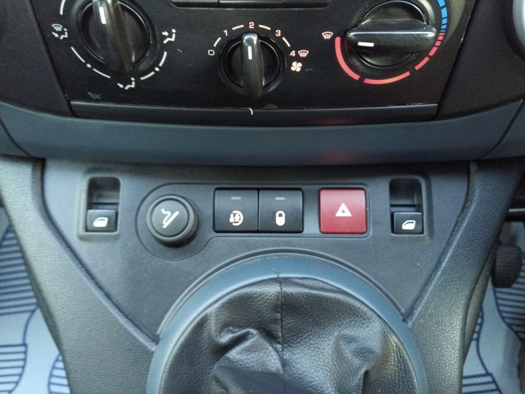 Used Peugeot Partner Tepee 2011 for sale - 76586649: Photo 35