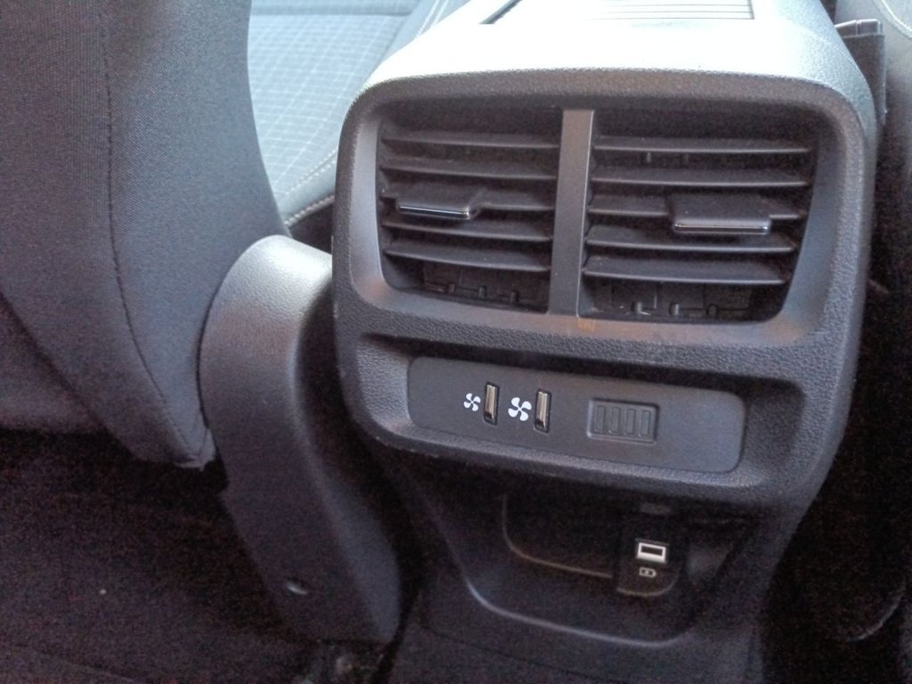 Used Peugeot Rifter 2019 for sale - 77470571: Photo 48