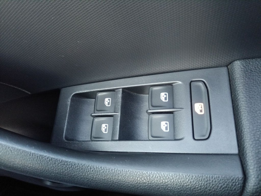 Used Skoda Rapid Spaceback 2017 for sale - 76855165: Photo 38