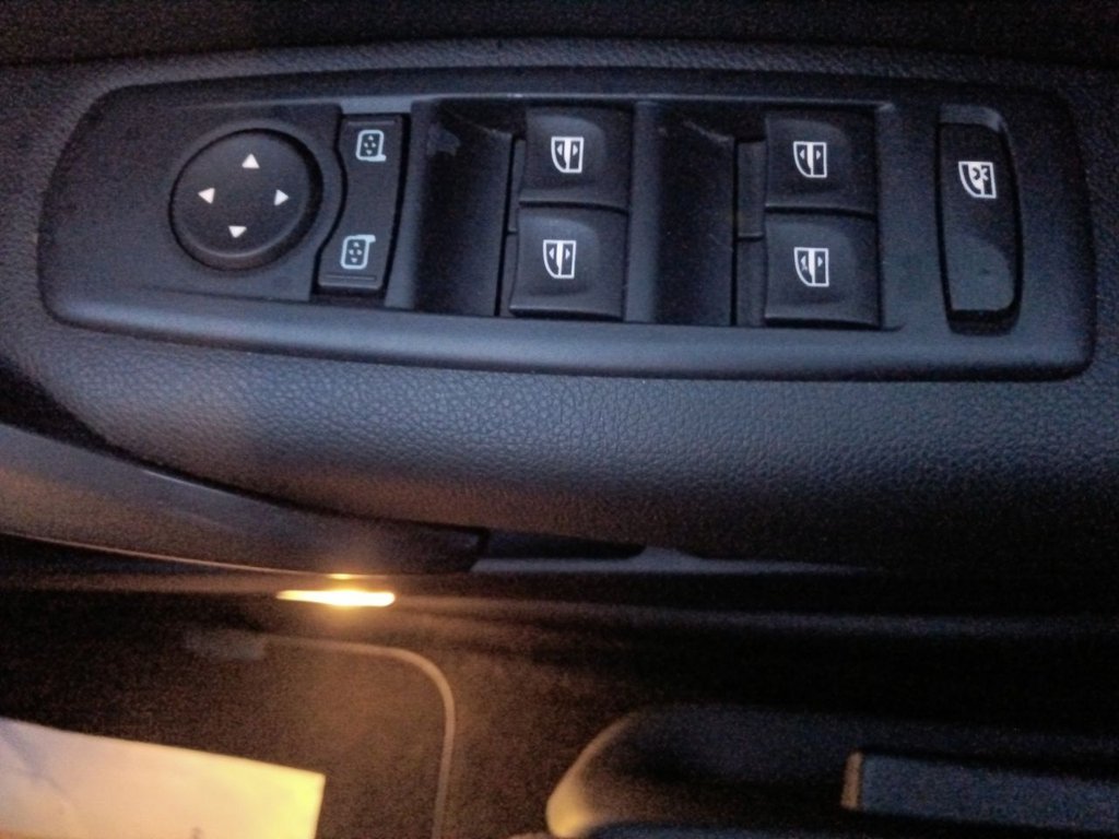 Used Renault Megane 2015 for sale - 76309373: Photo 14